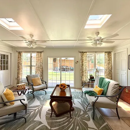 4-Bd 3-Fullba Samedical Cen,Riverwalk,Fiesta,Rodeo